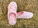 PAR DE PANTUFLAS ESTAMPADAS "MONDRIAN"