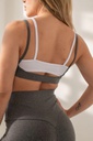 INV. TOP DEPORTIVO LAYERED DE POLISAP