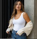 BODY MUSCULOSA BASICO DE ALGODÓN CON BORDADO