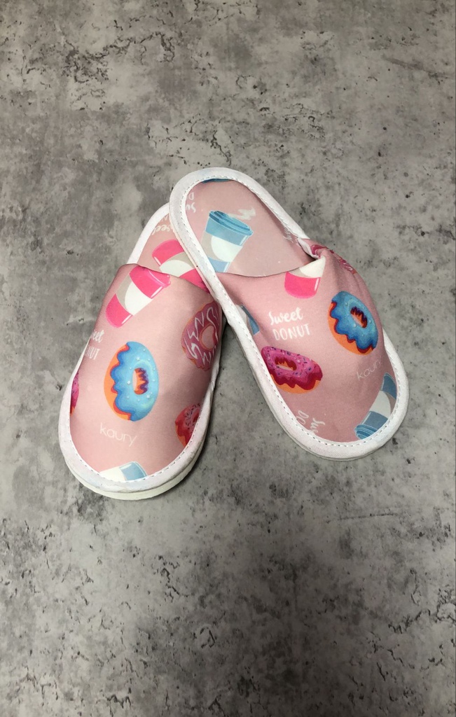 IMPERDIBLE!!! 50% DE DESCUENTO SOBRE PRECIO PUBLICADO!! INV. PANTUFLAS NENA ESTAMPAS SURTIDAS