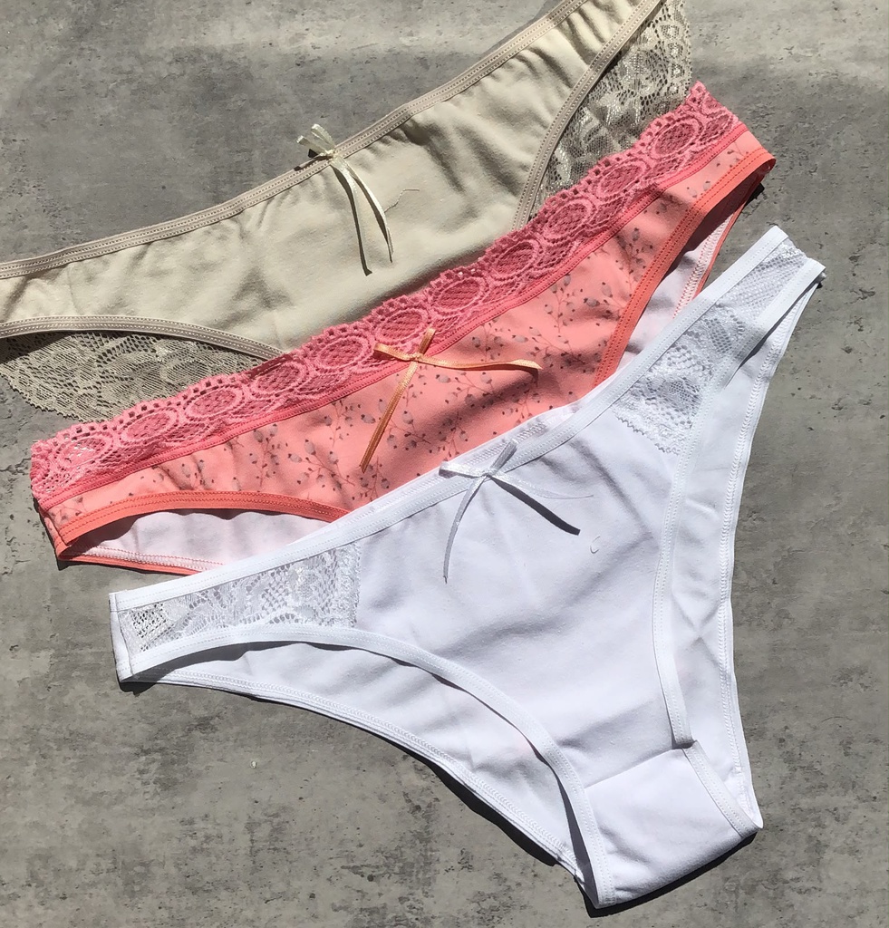PACK X3 VEDETINA DE ALGODÓN Y LYCRA CON PUNTILLA Y MOÑOS