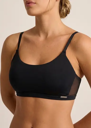 [MK5818] CORPIÑO TOP SIN TAZA DE MICROFIBRA CON DETALLE DE TUL